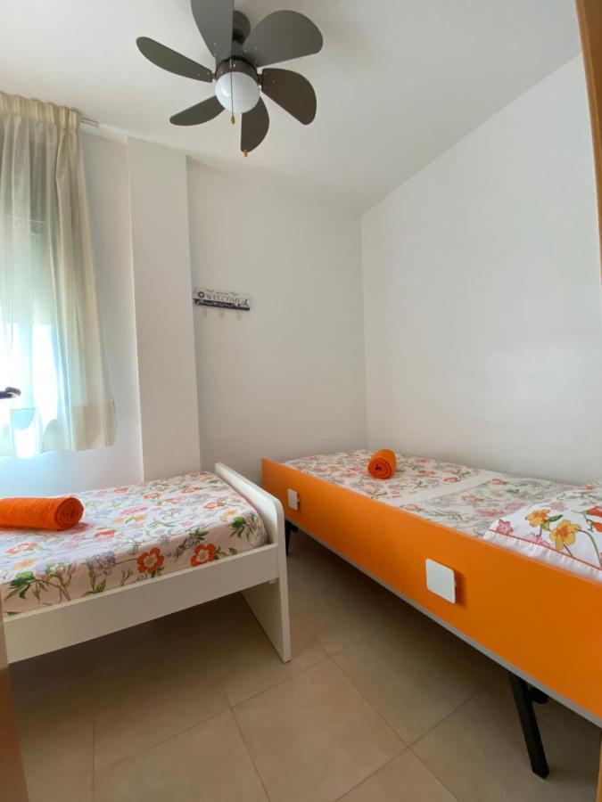Ferienwohnung Apartament Joan L'Ampolla Exterior foto