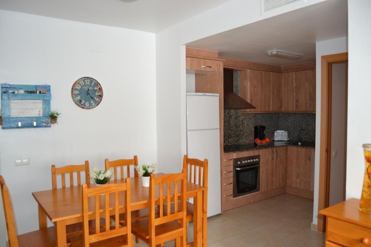 Ferienwohnung Apartament Joan L'Ampolla Exterior foto