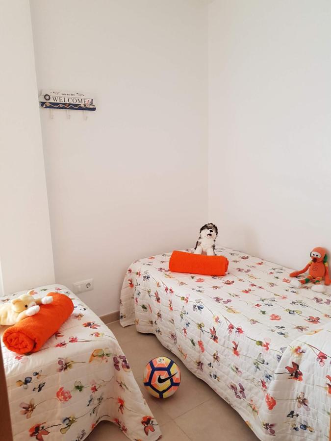 Ferienwohnung Apartament Joan L'Ampolla Exterior foto
